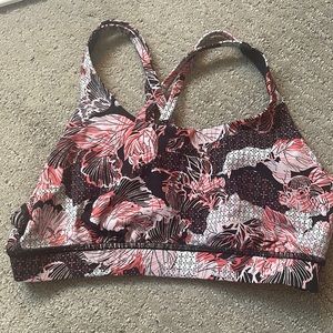LULULEMON LUNAR NEW YEAR SPORTS BRA SIZE 6